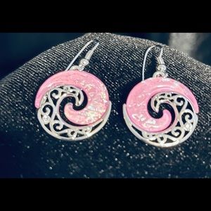 Iredescent Pink Wave Silver Swirl Earrings NWOT